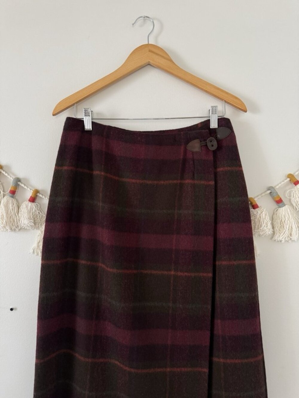 Vintage Talbots Wool Blend Tartan Plaid Wrap Midi Skirt Made In USA Preppy 12P - Picture 3 of 10